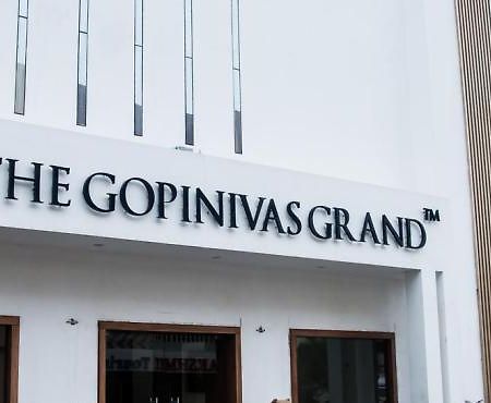 根尼亚古马里 The Gopinivas Grand酒店 外观 照片
