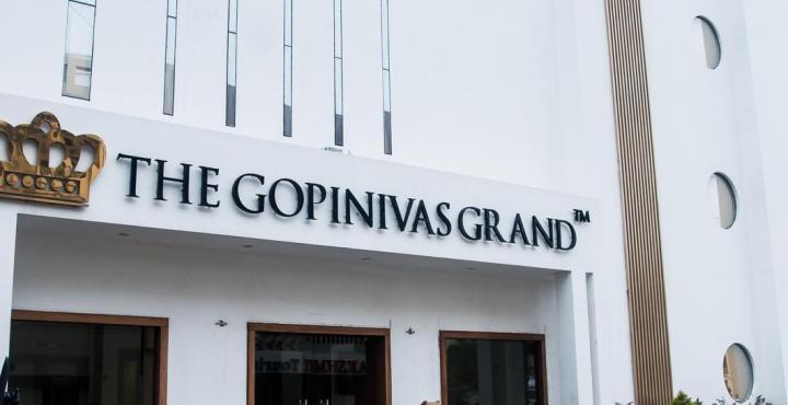 根尼亚古马里 The Gopinivas Grand酒店 外观 照片